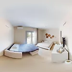 Enjoy Your - - بيت ضيافة 3*